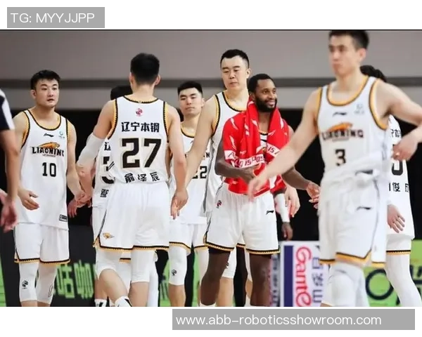 CBA激战辽宁队迎战北控队全力争胜展现篮球魅力 CBA激战辽宁队迎战北控队全力争胜展现篮球魅力