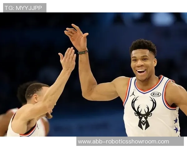 乔利与福利特激战正酣比分悬念不断引发球迷热议