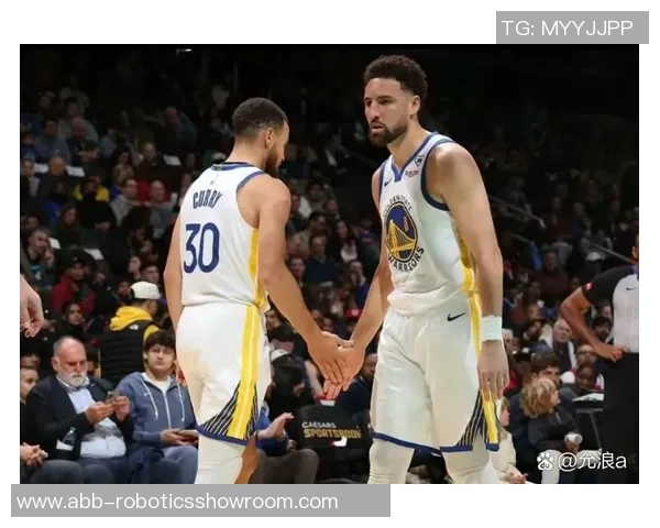 勇士队与步行者队在2016年12月6日的激烈对决回顾与精彩瞬间分析 勇士队与步行者队在2016年12月6日的激烈对决回顾与精彩瞬间分析