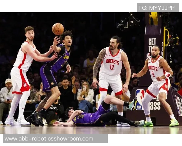 湖人火箭内线对决分析谁能在篮下掌控比赛节奏与优势