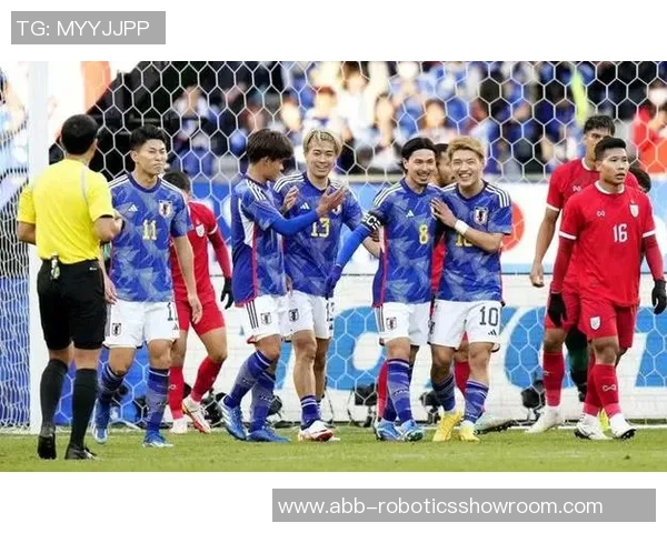 阿联酋与日本在世界杯赛场的激烈对决与精彩瞬间回顾
